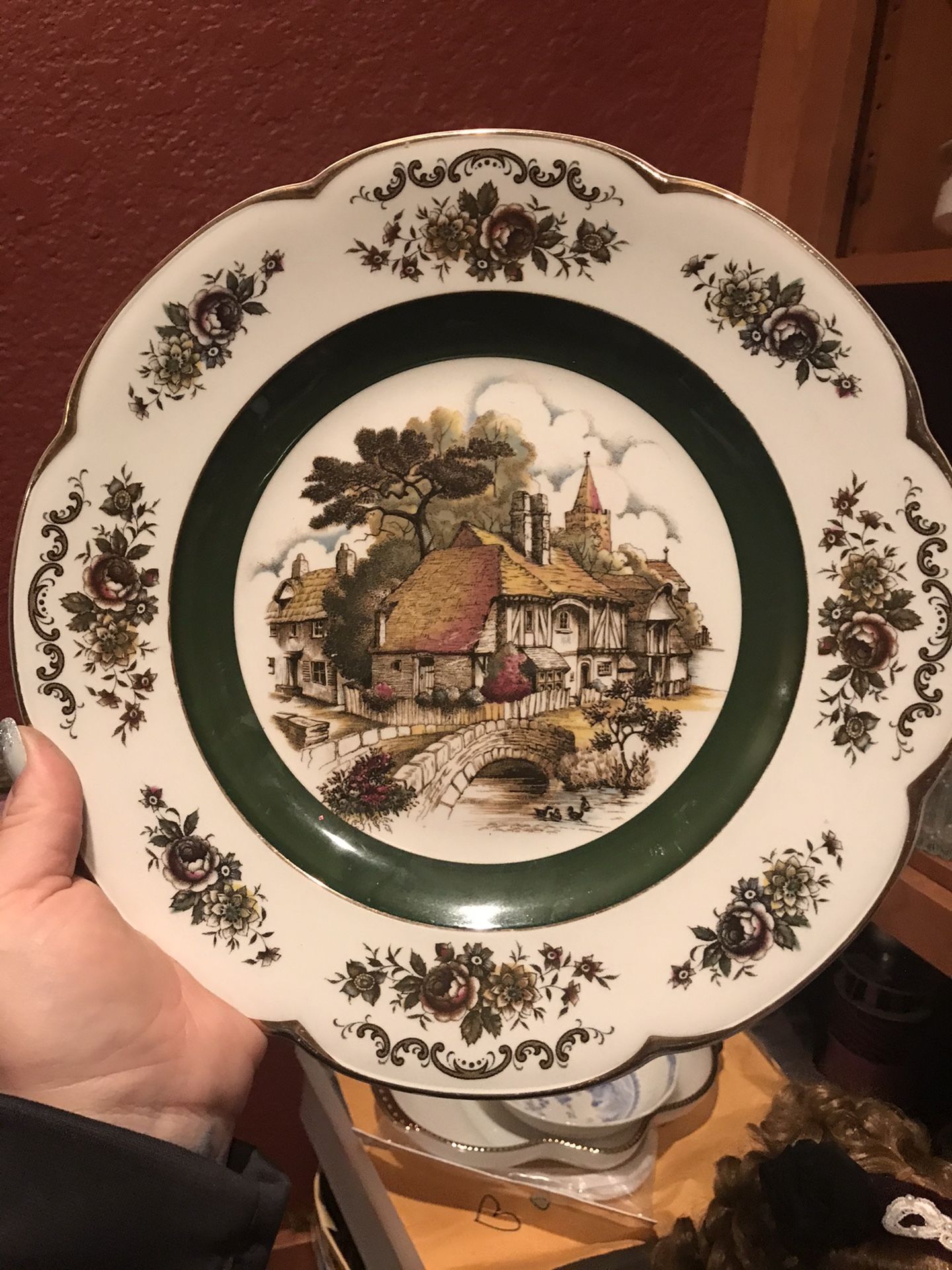 Antique Ascot Decorative plate to hang on wall made in England beautiful hand-painted design