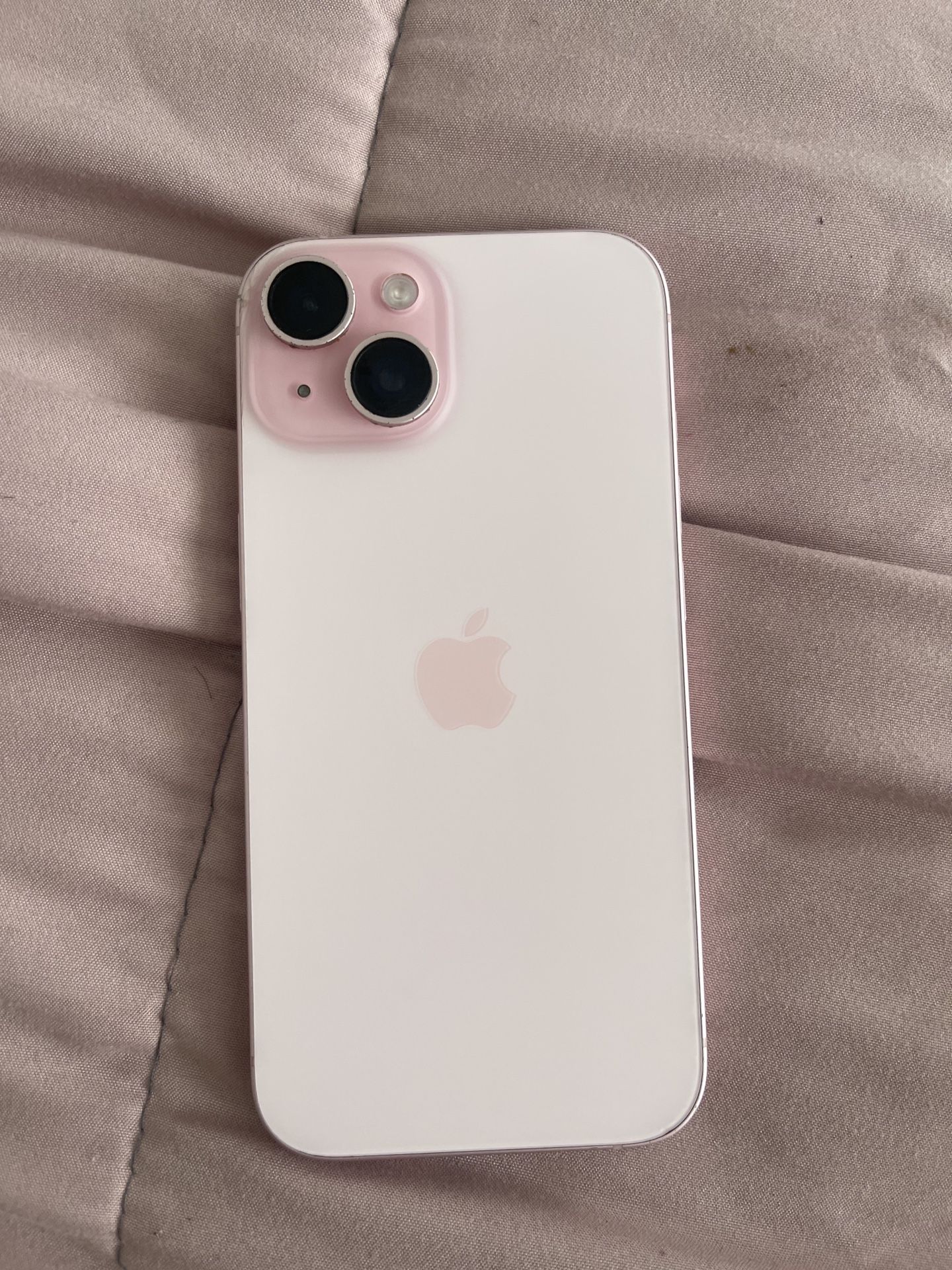 iPhone 15
