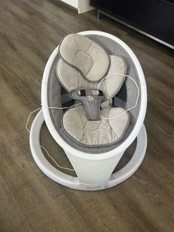Munchkin baby swing