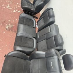 SRT Seats 