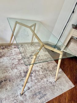 Dining Glass Table  - 51 x 31