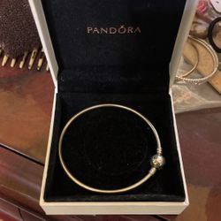 Pandora’s Brazaletes
