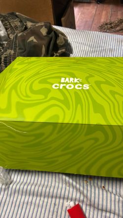 Bark dog crocs brand new size medium
