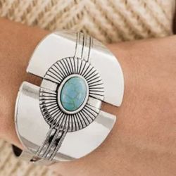 Canyon Couture Silver And Blue Bracelet 