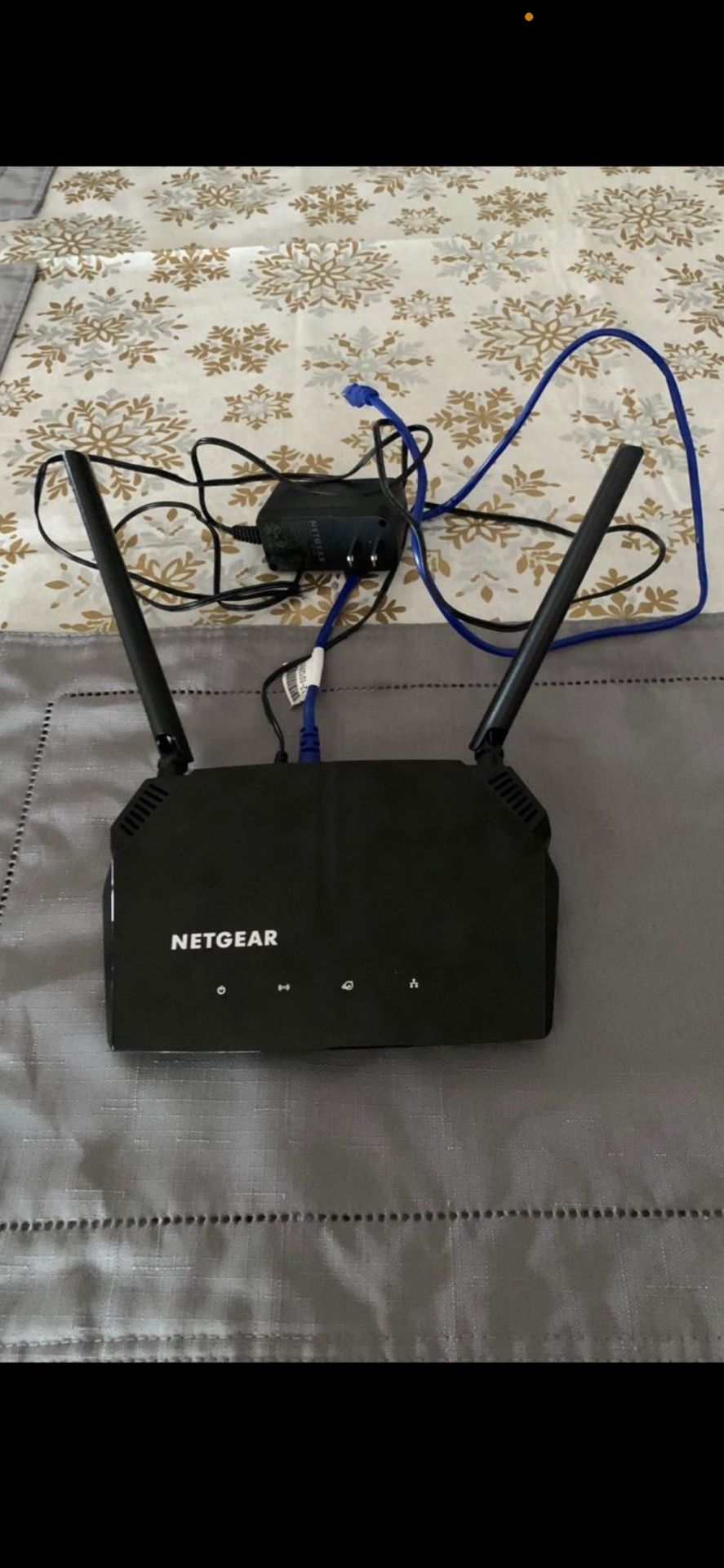 WiFi Router Netgear R6120