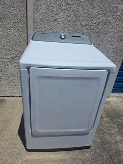 Samsand electric dryer.