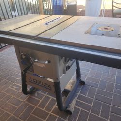 Table Saw Delta 36-725