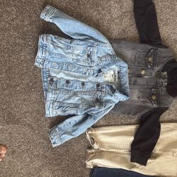 Baby clothes & 15 Pairs of Baby Shoes