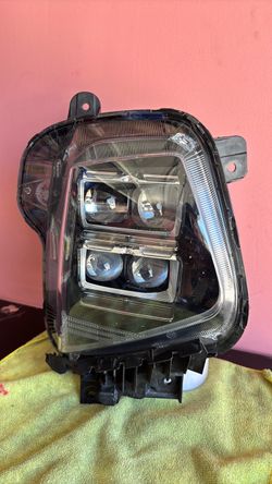 2025 2026 HYUNDAI TUCSON HEADLIGHT OEM RH RIGHT PASSENGER LED PROJECTOR 92102-CW