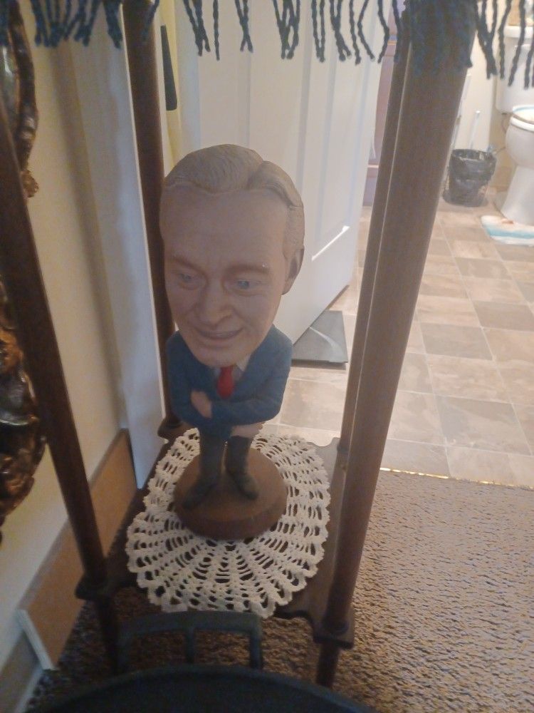 Esco Statue 'S.60.00ea.