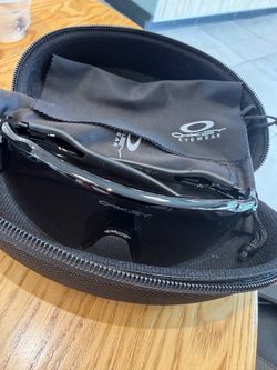 Oakley Radar Path EvSunglasses with Case and Cloth