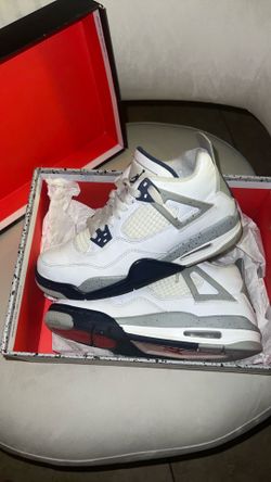 Jordan 4s midnight navys, 5.5 y / 5.5 men