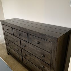 Large Dresser W/ Mirror And Matching Nightstand 