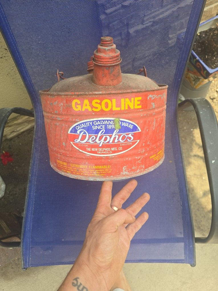 Metal Gas Can 