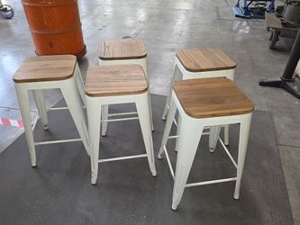 BAR STOOLS