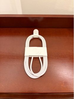 BRAND NEW Braided USB-C Charging Cable, Never Used. Only 1 Available