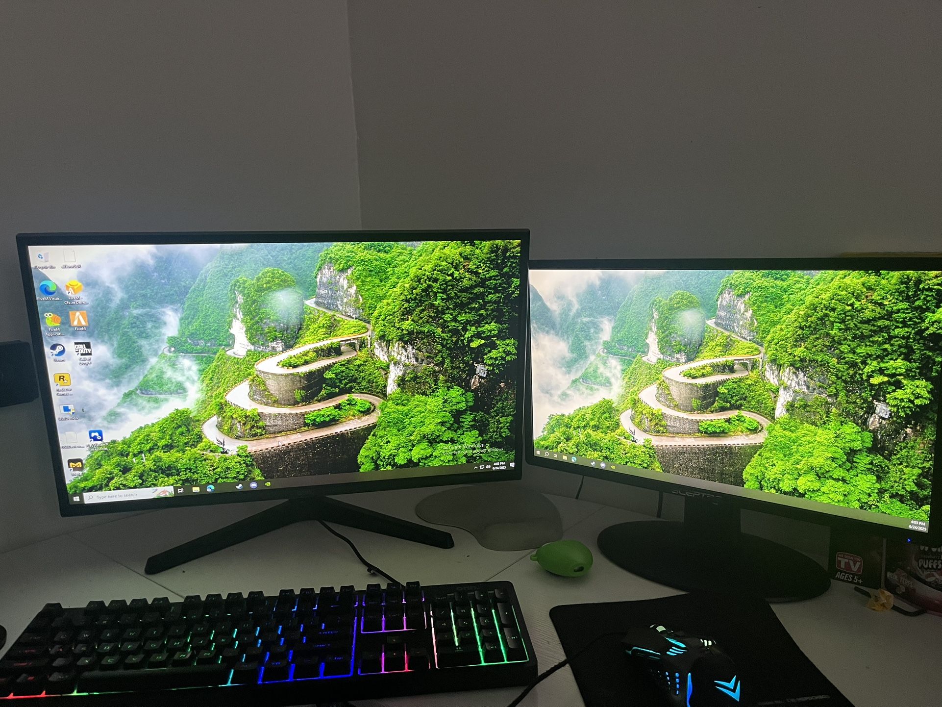 Pc