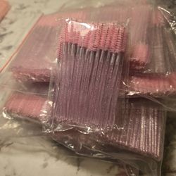 1400ct Pink Glitter Lash Spoolies (28 Packs of 50) – Brand New