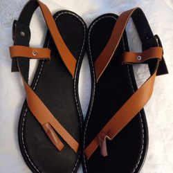New Women's Thong  Sandals Flat  Solid Color Metal Buckle Strap Size 9 US (40 China )