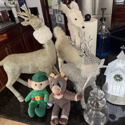 Christmas Decor $12 