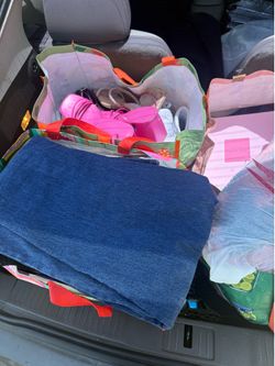Bundle of women’s clothes and shoes. Abercrombie, Shein, Vans, Air Force’s.