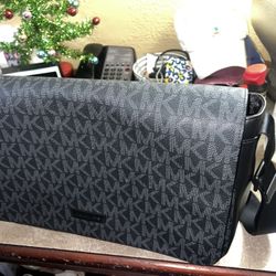 Michael kors laptop Bag 
