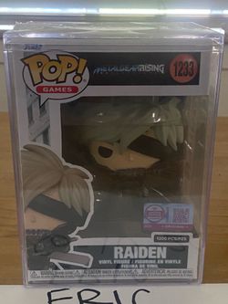 Funko Pop RAIDEN (Armor) with Pop Protector Metal Gear Rising Revengeance #1233 LE 1200