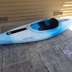OLD TOWN Sit-in KAYAK with Paddle