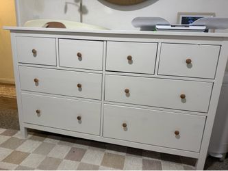 8- drawer dresser