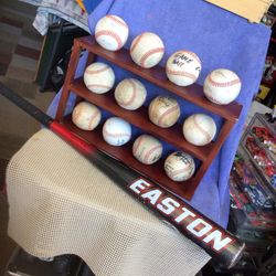 Easton Magnum Baseball Bat Size 30” 22oz 2 1/4 Barrel Dia