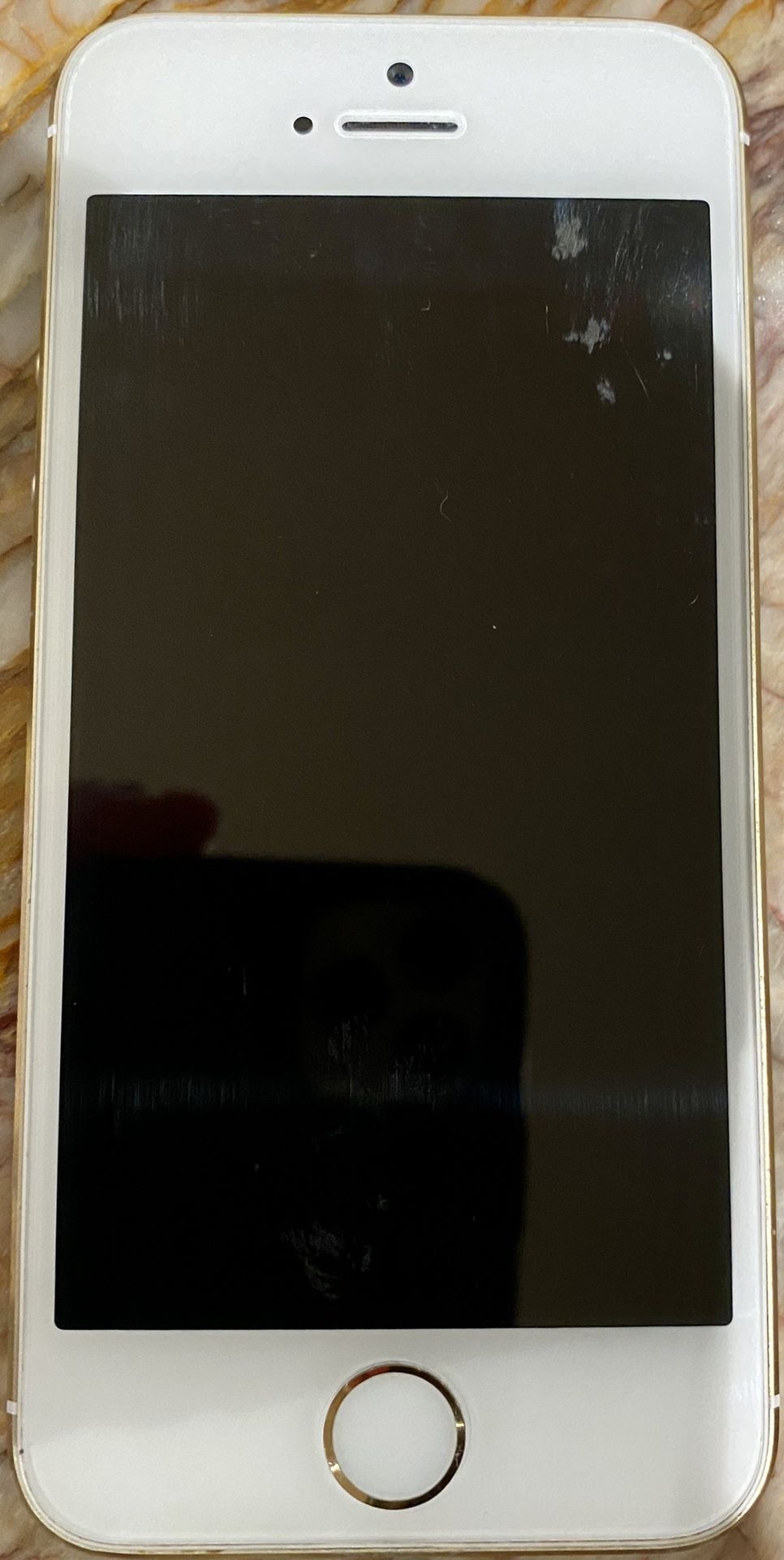 Apple iPhone 5s (Model A1533) - Gold