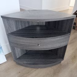 Corner Table 