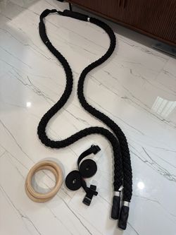 Rogue Wood Gymnastic Rings + Suples Training Ropes