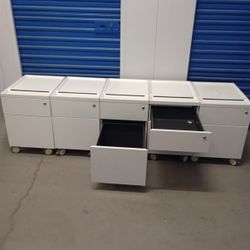 Metal File Cabinet With Key On Casters Legal Or Letter Size 