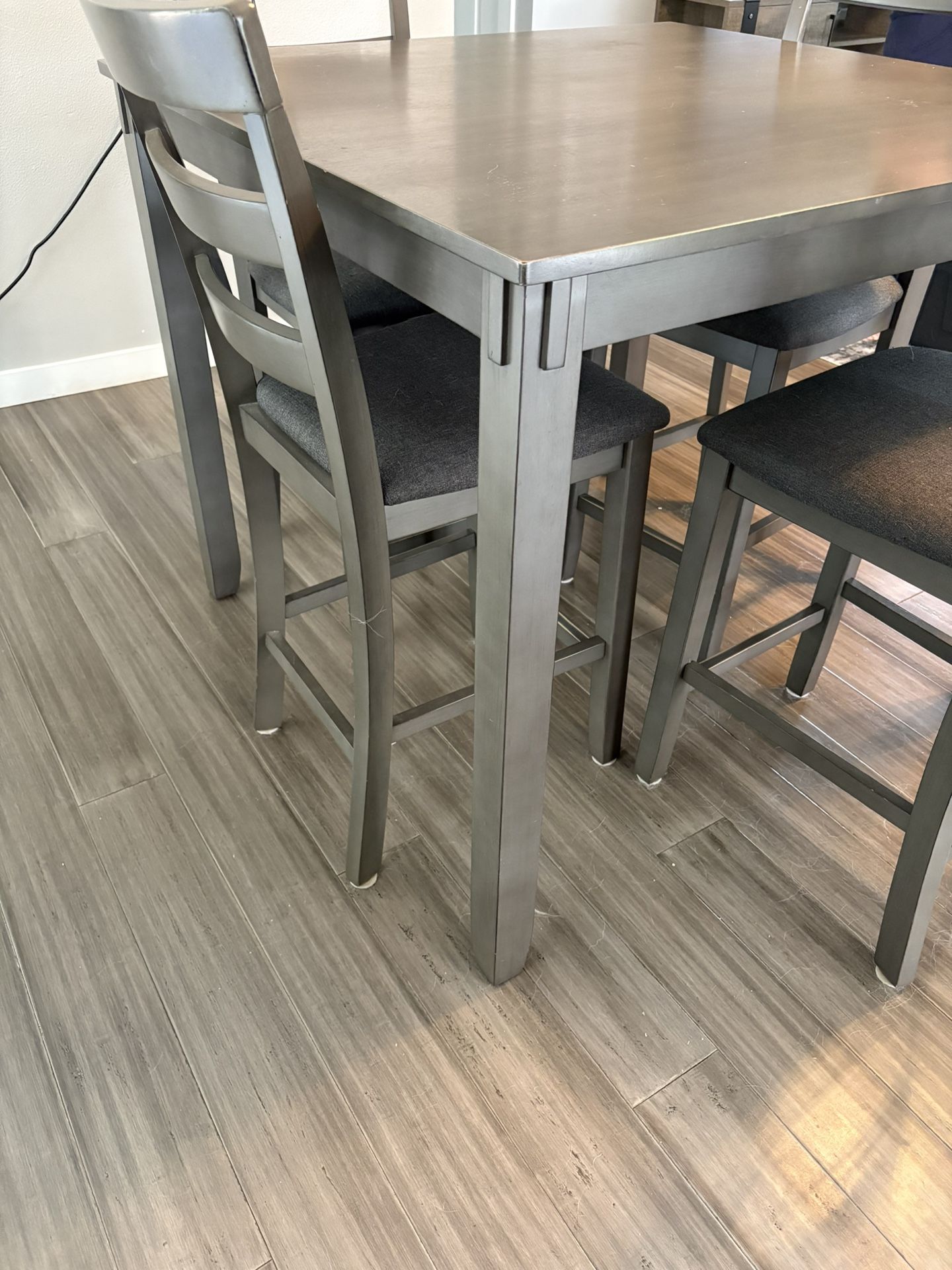 Dinning Room Table