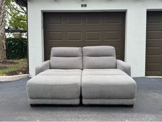 🛋️ Couch/Sofa  Love Seat - Gray - Delivery Available 🚛