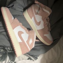 Jordan 1 Pink 