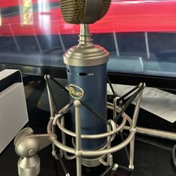 Blue bluebird microphone