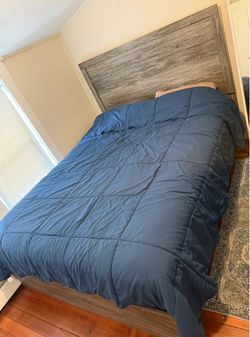 Bedroom set