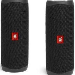 (2) JBL Flip 5 Speakers
