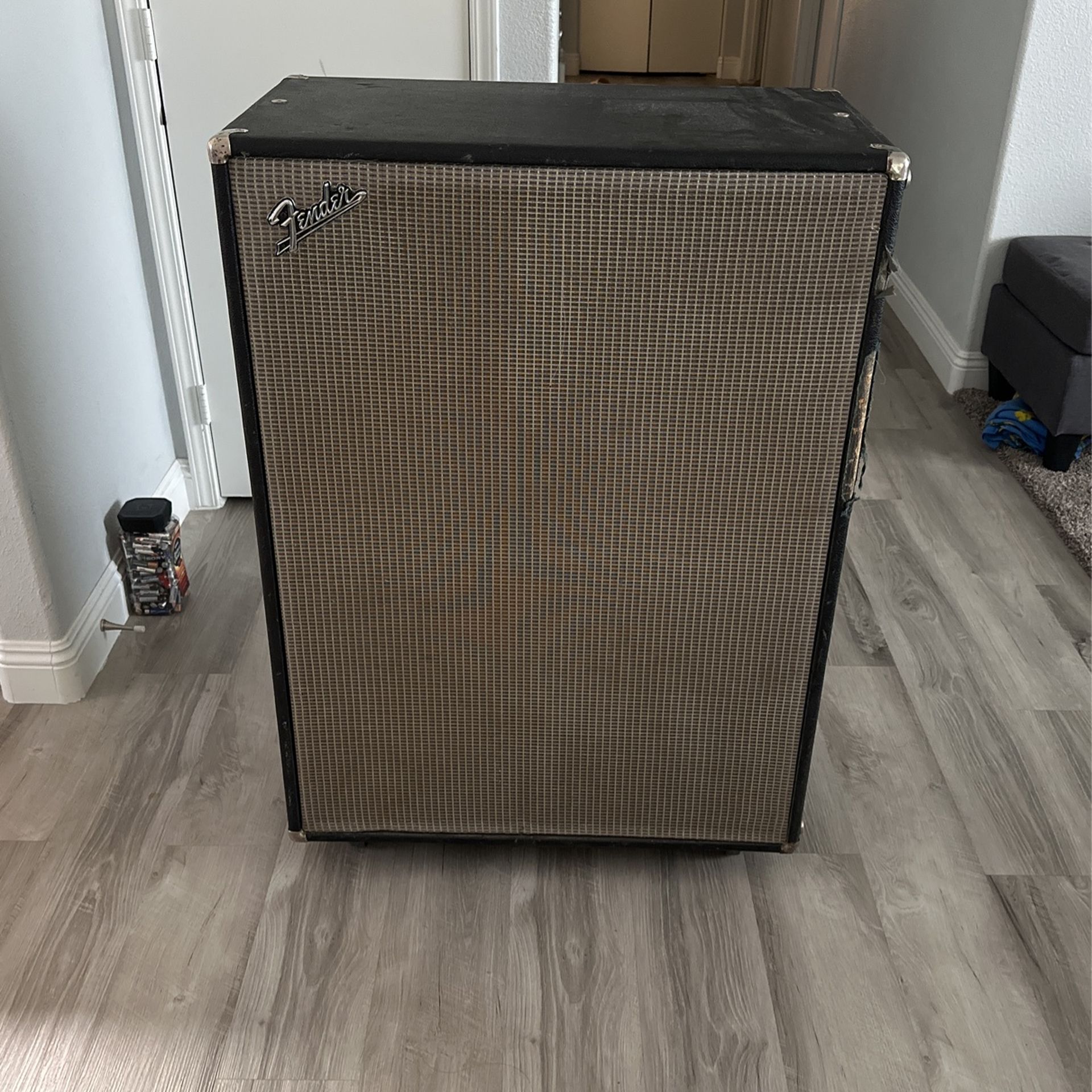 Vintage Fender Bassman 4x12 Pyramid Speaker Cabinet