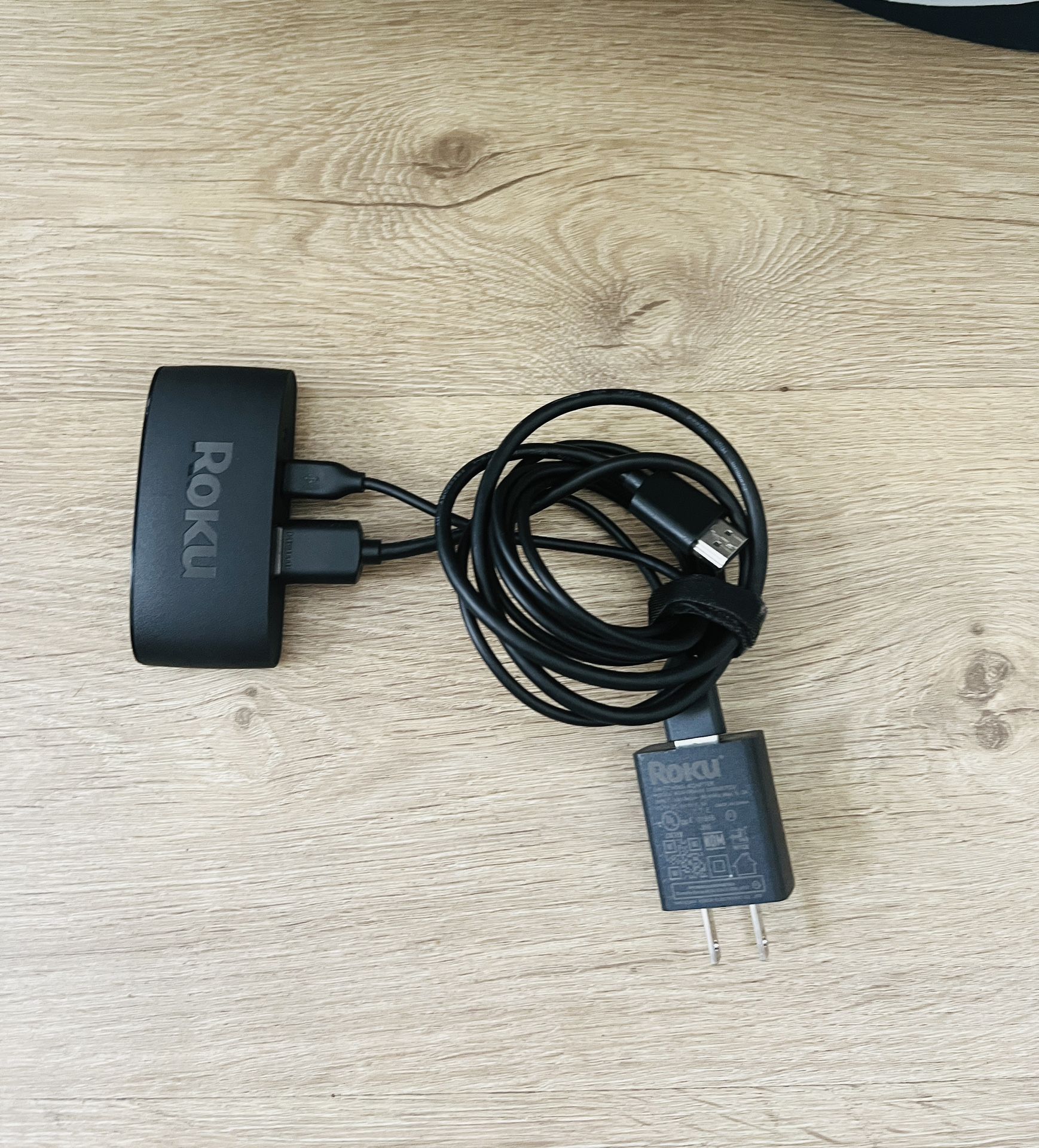 Roku Express 4K+ | Roku Streaming Device 4K/HDR, Roku Voice Remote, Free & Live TV