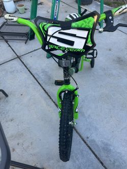 Surge Kids Bike With Training Wheels 