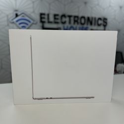 MacBook Air 15 inch with M3 Chip (BRAND NEW!)