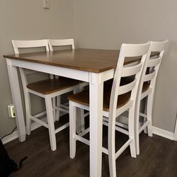 Dinning room table