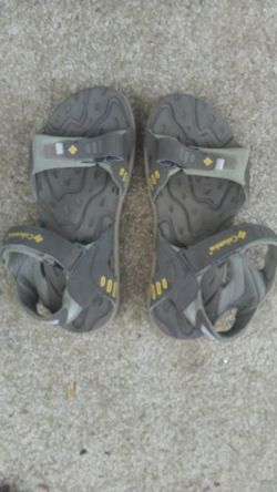 Columbia sandals size 8 women's. Worn once.