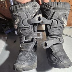 Moose racing boot.  Youth 10