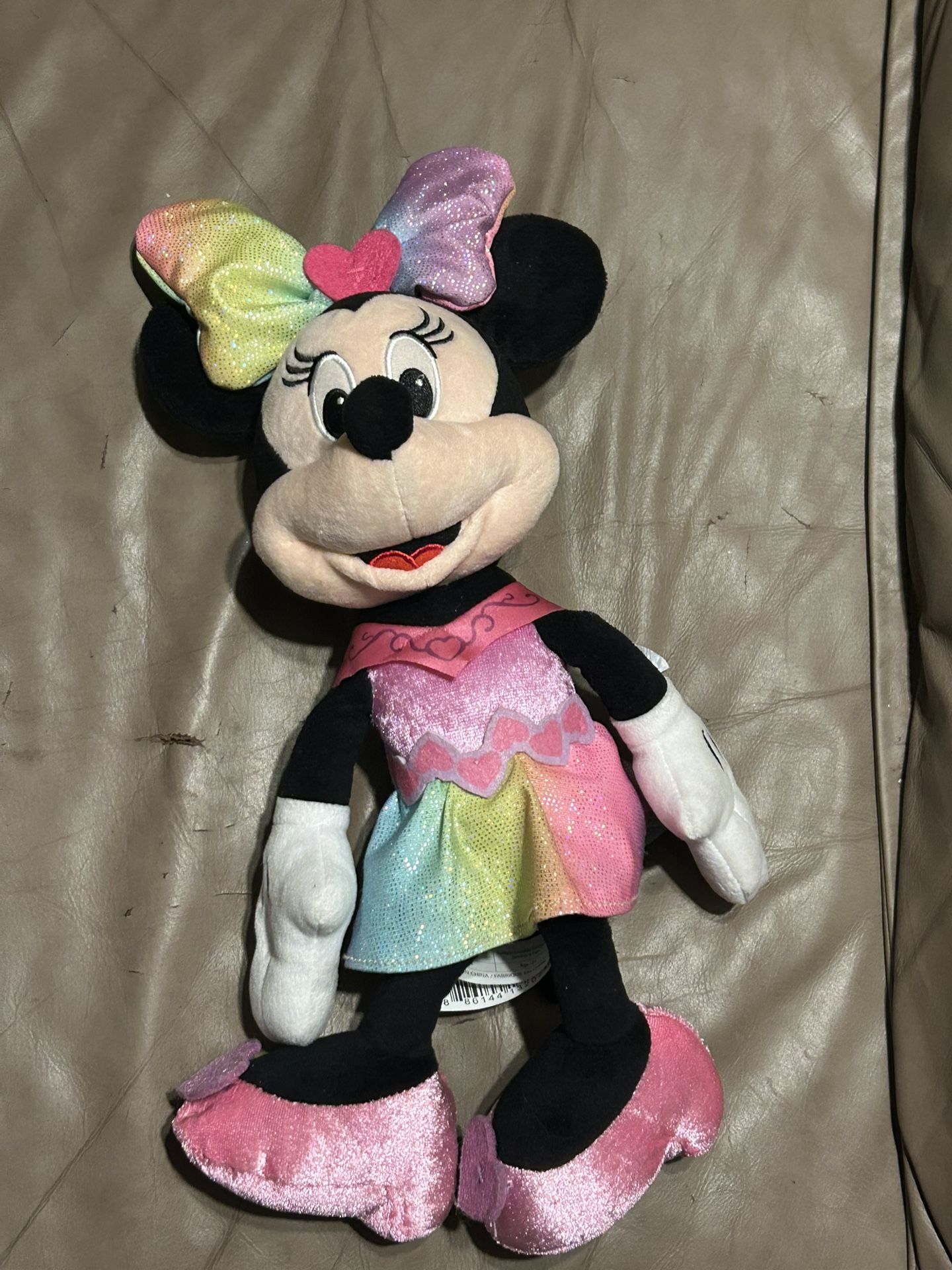 Talking and singing Minnie mouse
