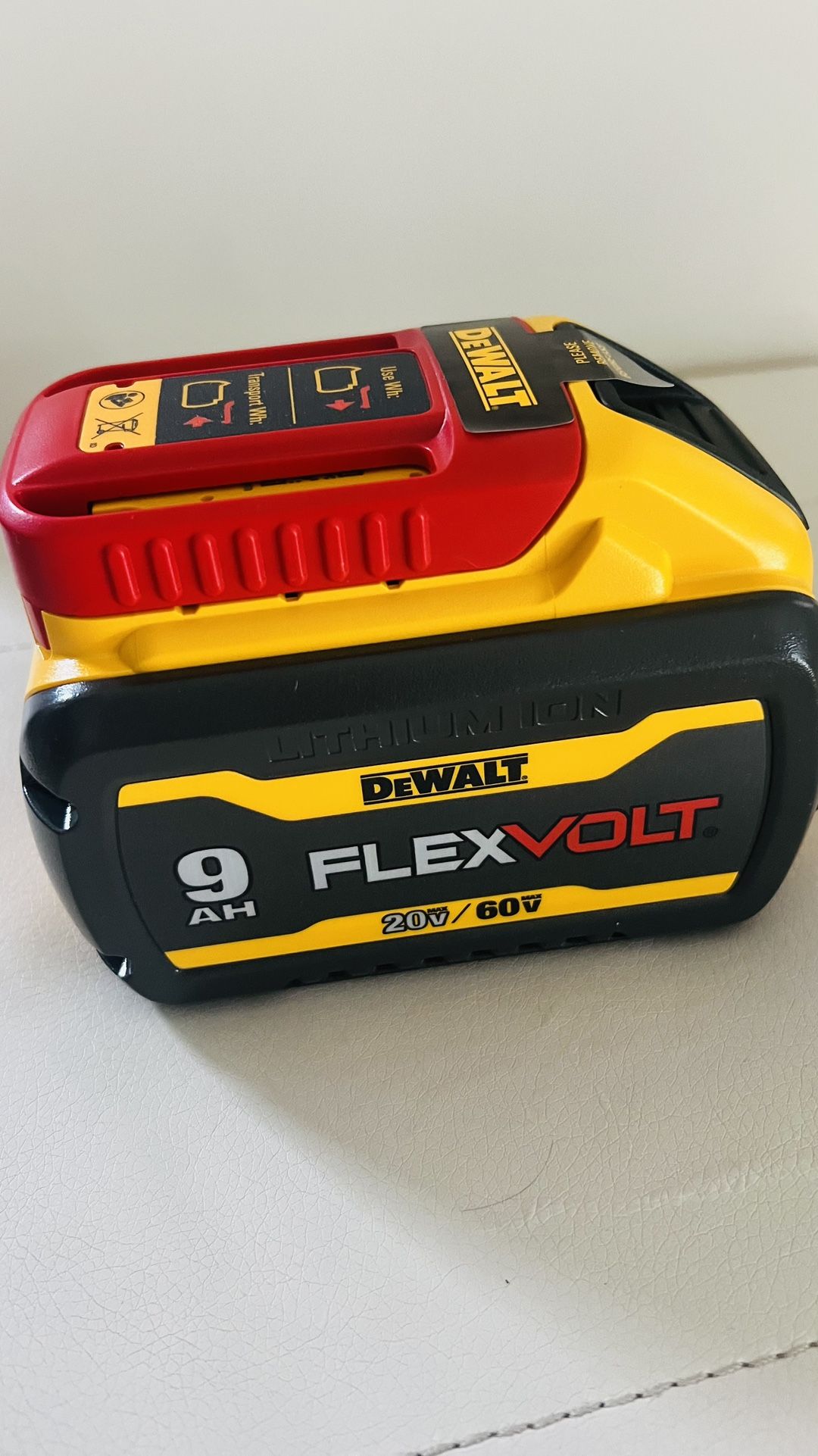 GET IT NOW🔥DEWALT FLEXVOLT 20-Volt/60-Volt MAX Lithium-Ion 9.0Ah Battery