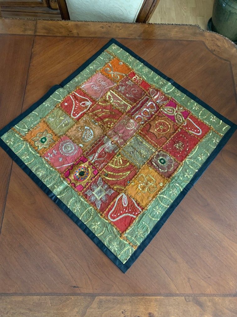 Unique Centerpieces/ Cushion Cover 